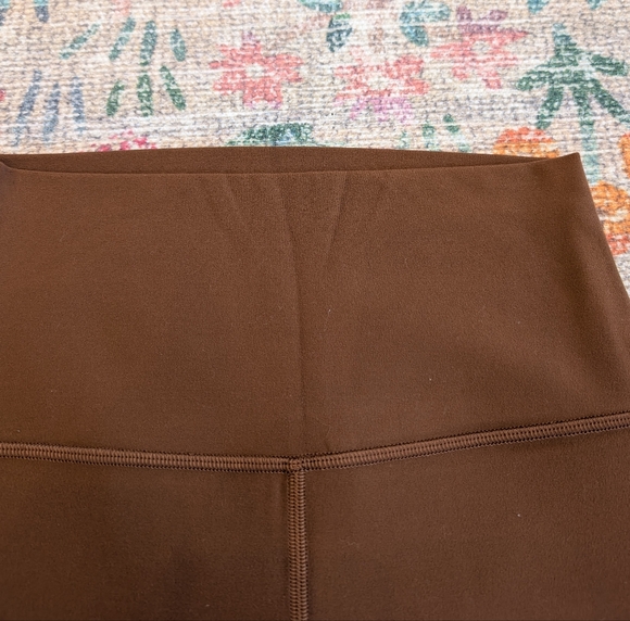 Lululemon Align High-Waisted Leggings in Roasted Brown - Picture 10 of 11
